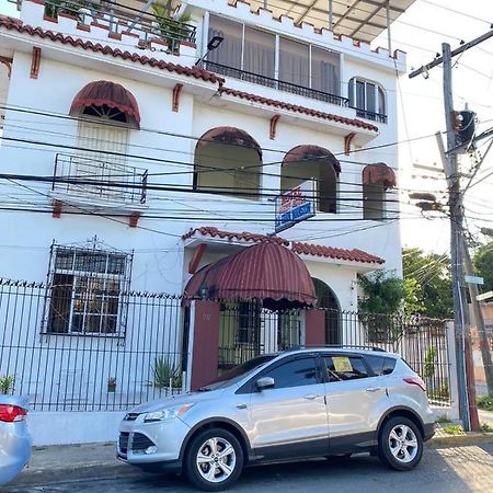 La Gran Mansion Hostel Santo Domingo Exterior photo